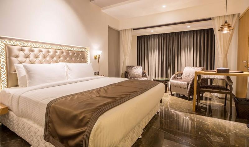 Hotel Peninsula Redpine Bombaj Zewnętrze zdjęcie