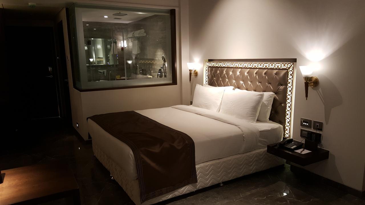 Hotel Peninsula Redpine Bombaj Zewnętrze zdjęcie