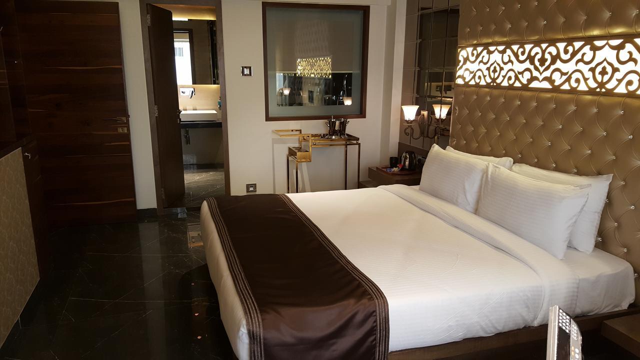 Hotel Peninsula Redpine Bombaj Zewnętrze zdjęcie