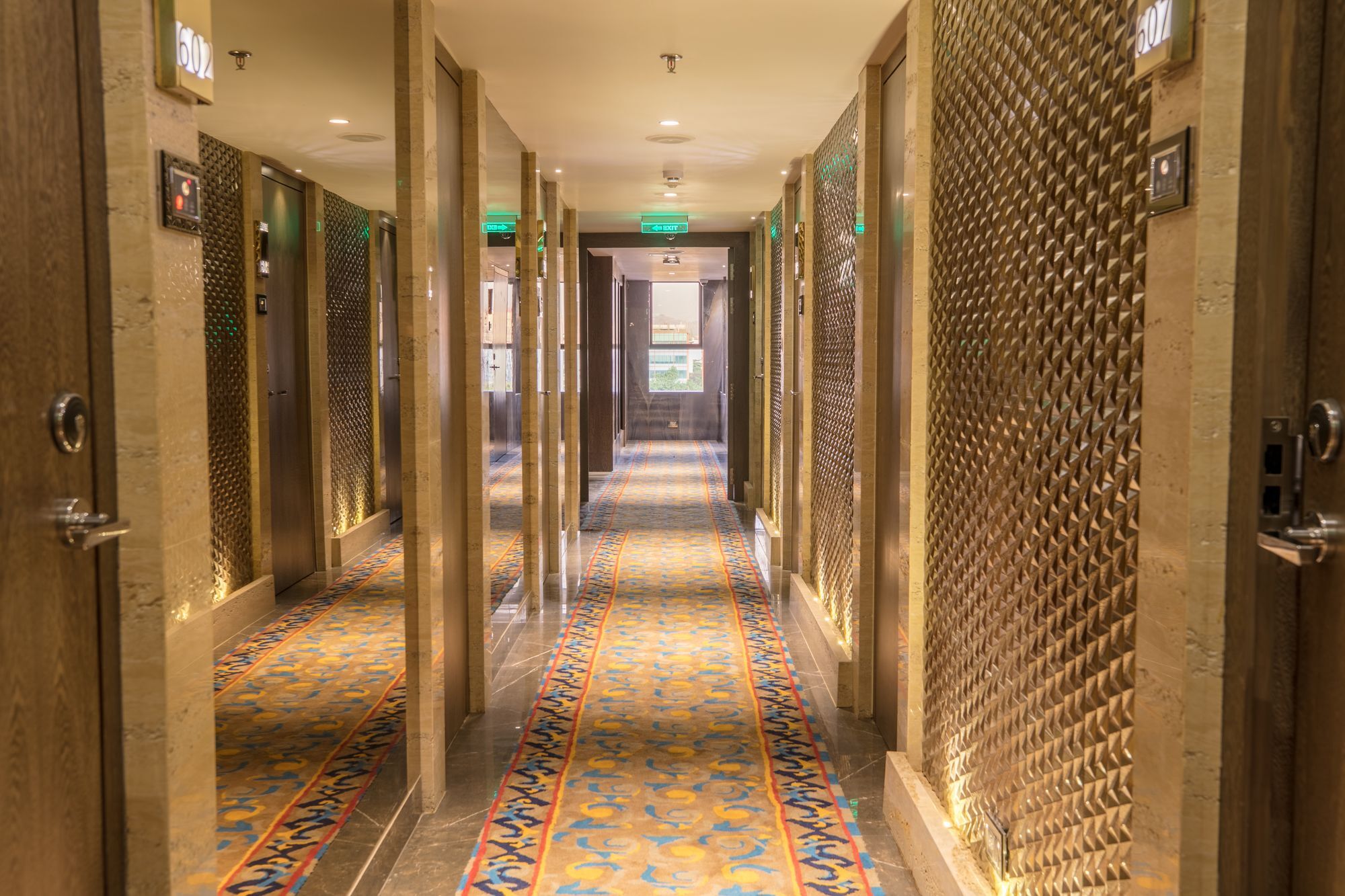 Hotel Peninsula Redpine Bombaj Zewnętrze zdjęcie